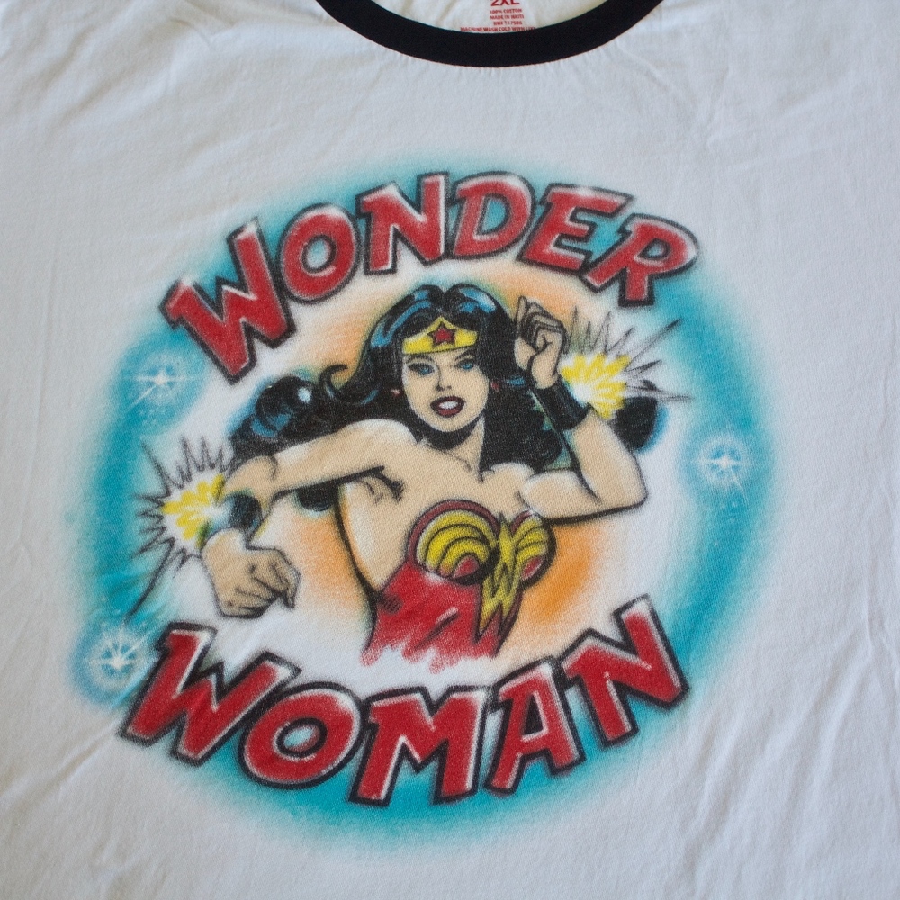 Wonder Woman Tee - Picture 3 of 4